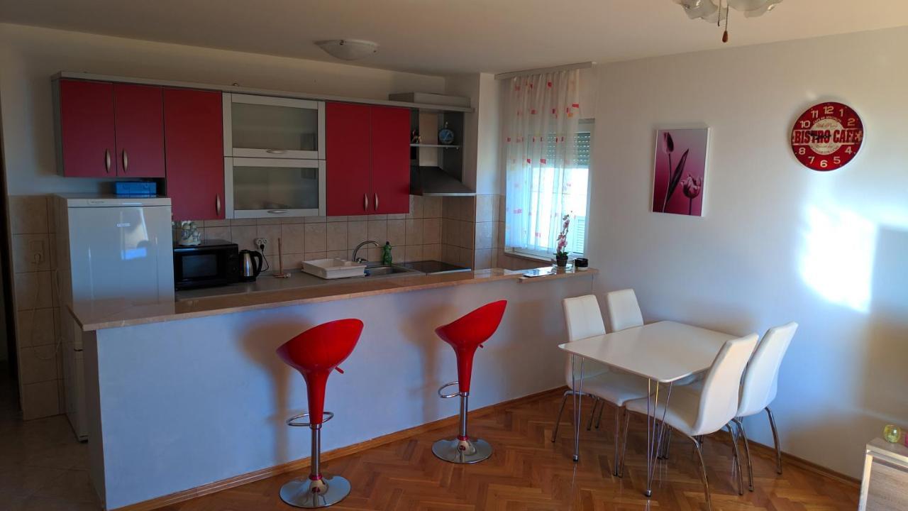 Apartman Baška Voda Exteriér fotografie